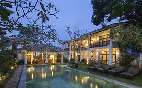 Bilin Tree House